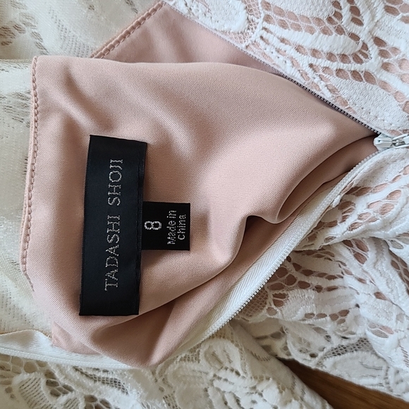 Dress - Picture 8 of 8